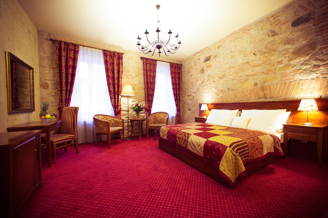Hotel Rous Plzen Exterior photo